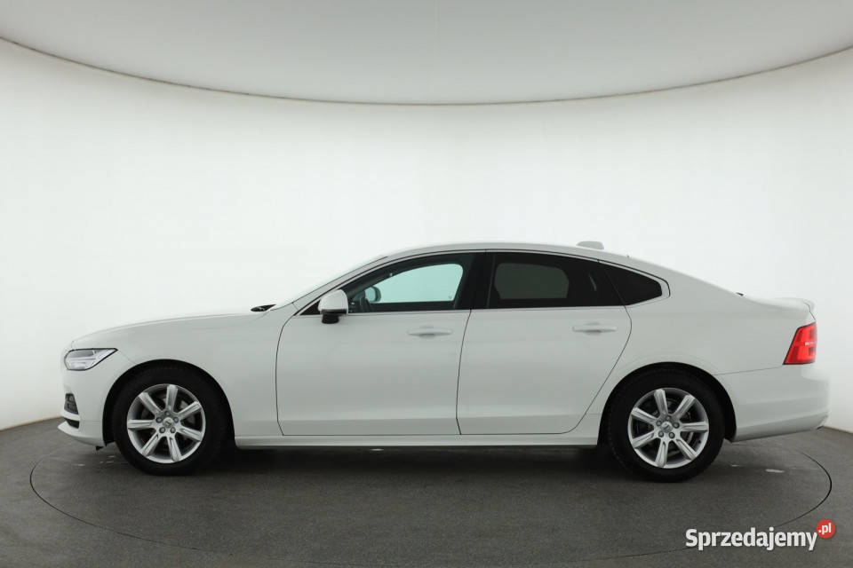 Volvo S90 D4 światła LED