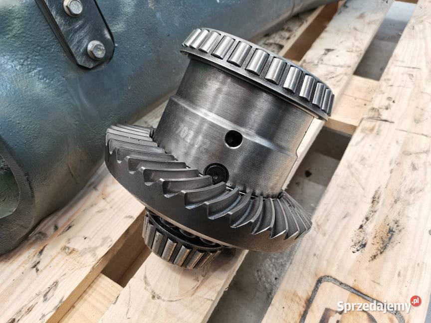 Przekładnia główna Dana 13X38 Kubota H 7151 Wilkowo sprzedam