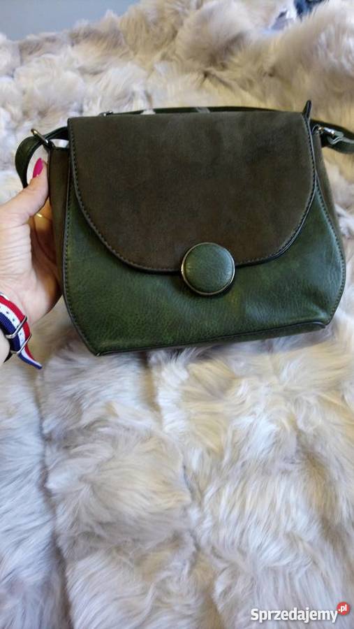 Sprzedam nową torebkę listonoszke mazowieckie Charzyny