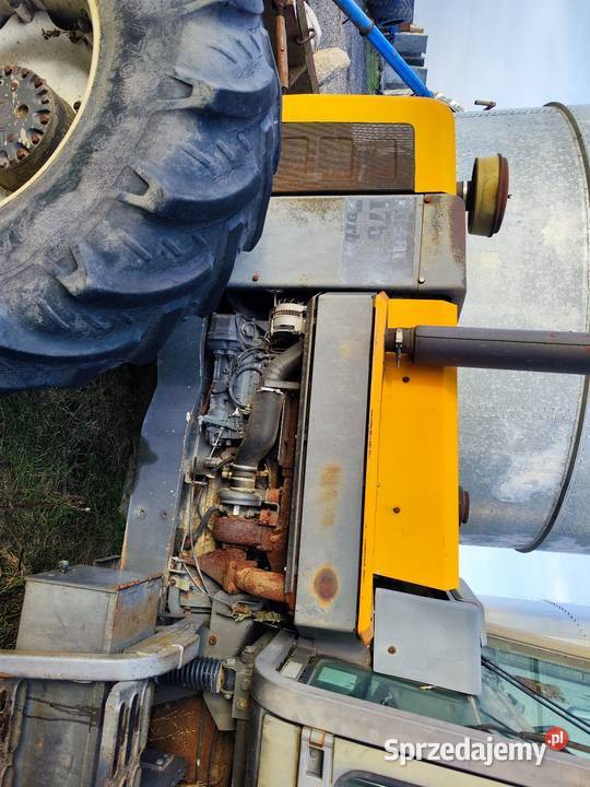 Dwa ciągniki Renault 17574 Lubin