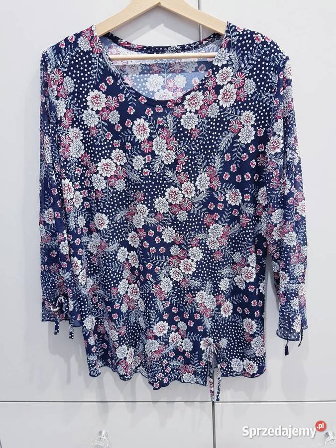 Damska kwiecista bluzeczka w dużym rozmiarze niebieski sprzedam