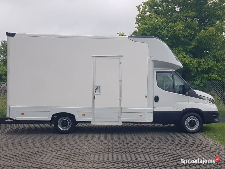 Iveco Daily KONTENER NISKOPODŁOGOWY 443x223x242 Iveco Poręba