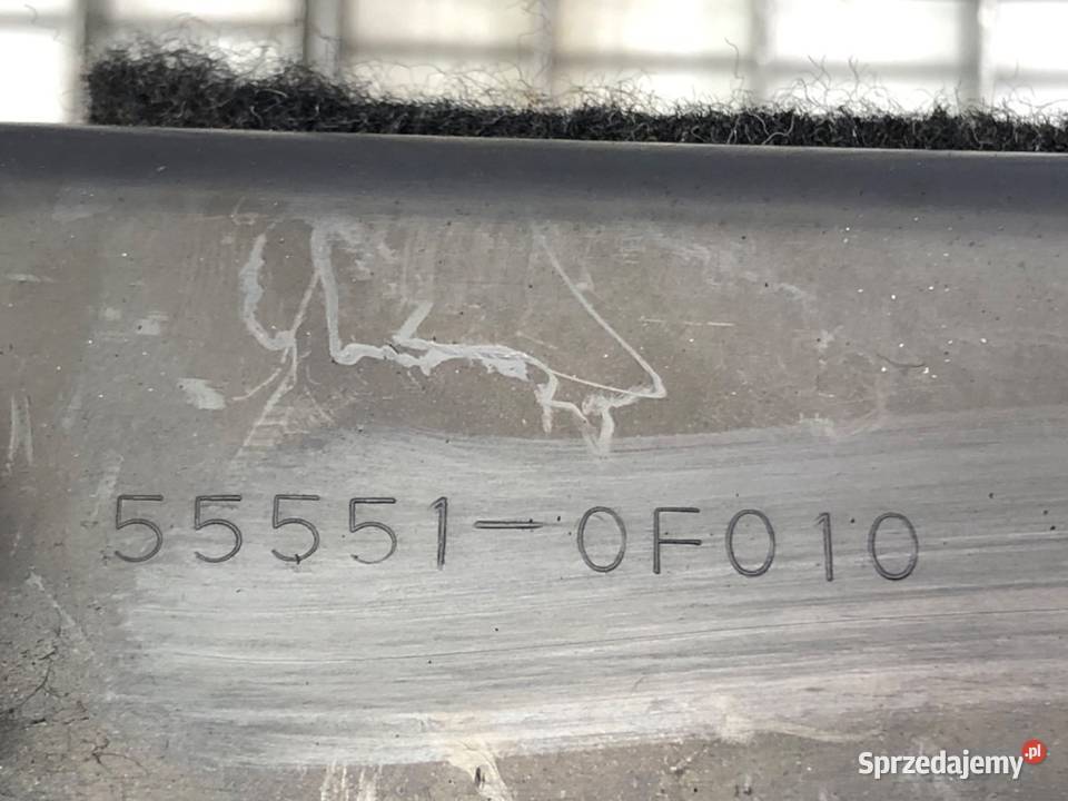 SCHOWEK TOYOTA COROLLA E13 Minivan 0409 sprzedam