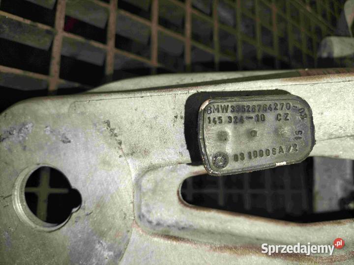 Zwrotnica lewa tylna do zawieszenia NIVO BMW E60 śląskie Poręba