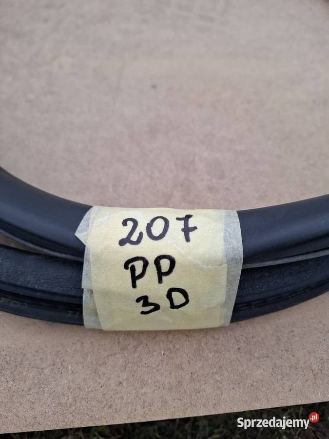 Uszczelka karoserii drzwi prawy przód Peugeot Przyborów