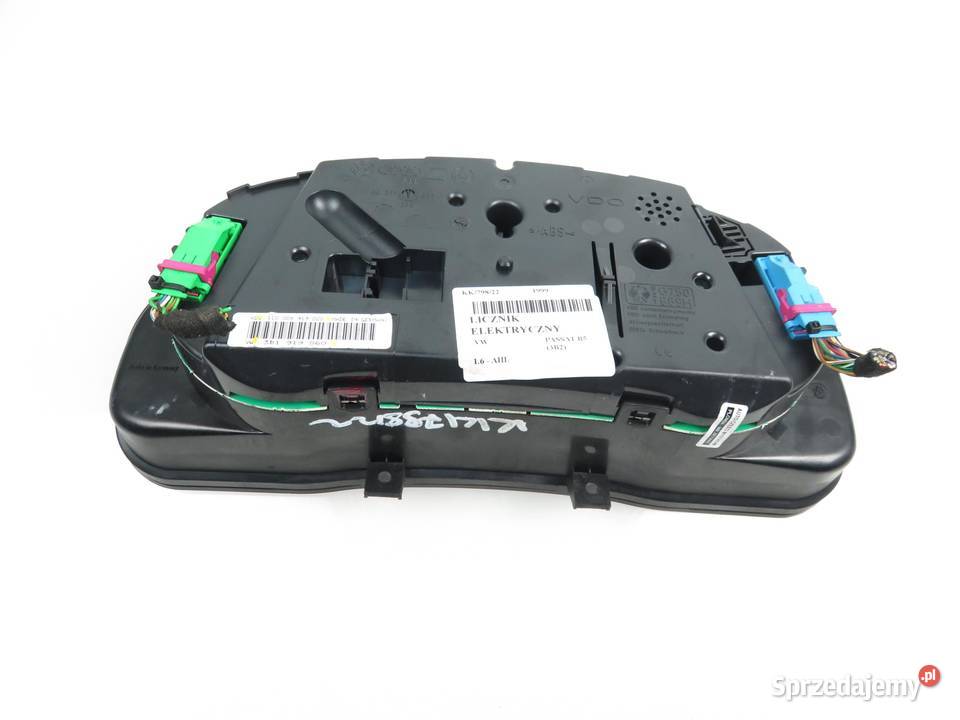 LICZNIK VW PASSAT B5 16 AHL 3B1919860 Części samochodowe