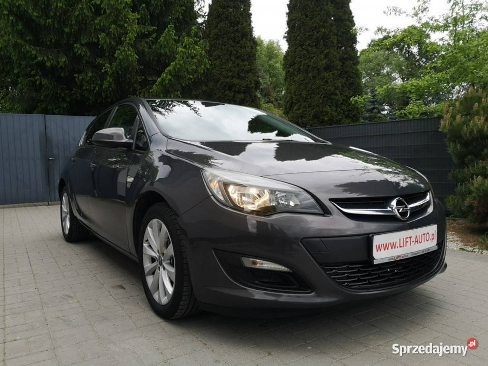 Opel Astra 14 T 140 Klimatr Nawi Parktr Temp Alu gniazdo AUX Strzegom