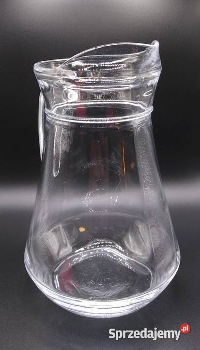 Szklany dzbanek do wody napojów