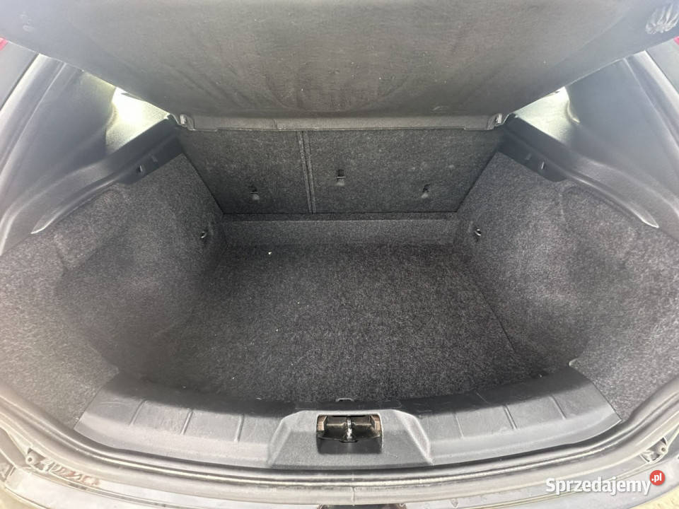 Volvo V40 II 2012 isofix Lipówki