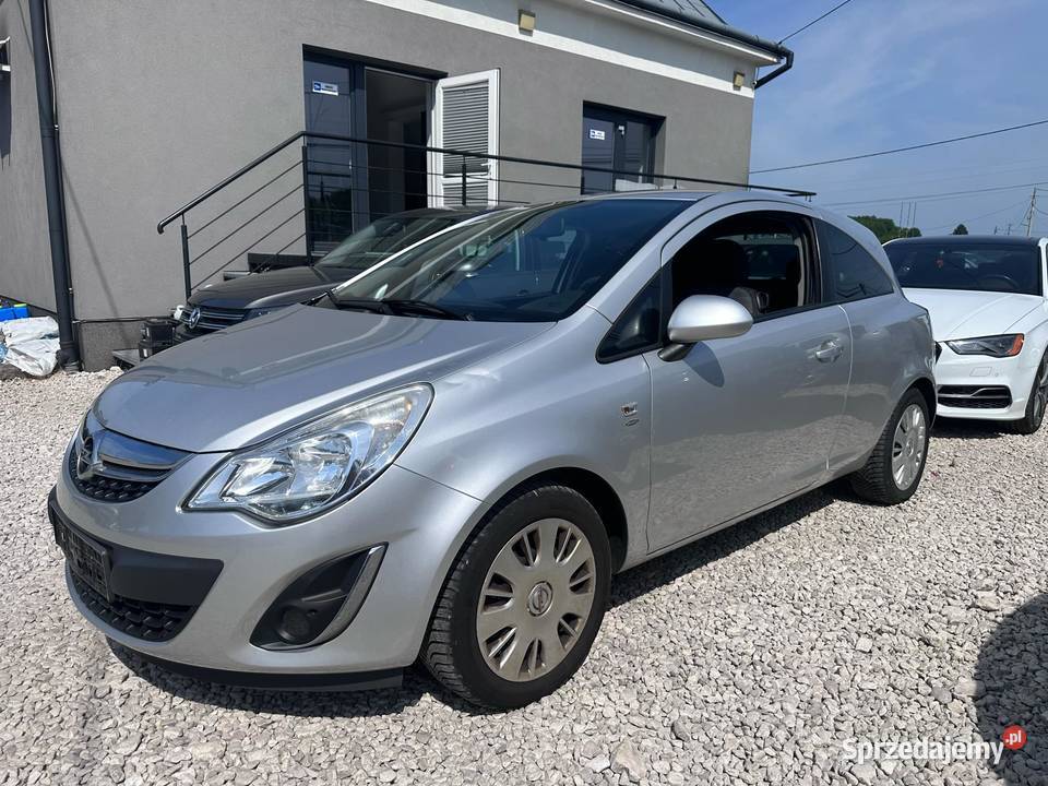 Opel Corsa D 2011 14 Benzyna radio Ładna