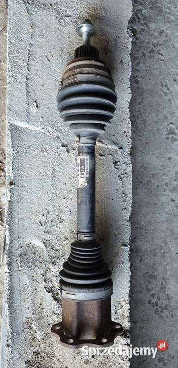 Sprzedam półoś napędowa Audi A4A5 07 przednia