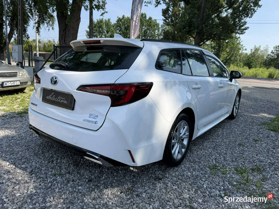 Toyota Corolla 18 HSD 140 Lifting Bezwypadkowy biały Otwock Mały