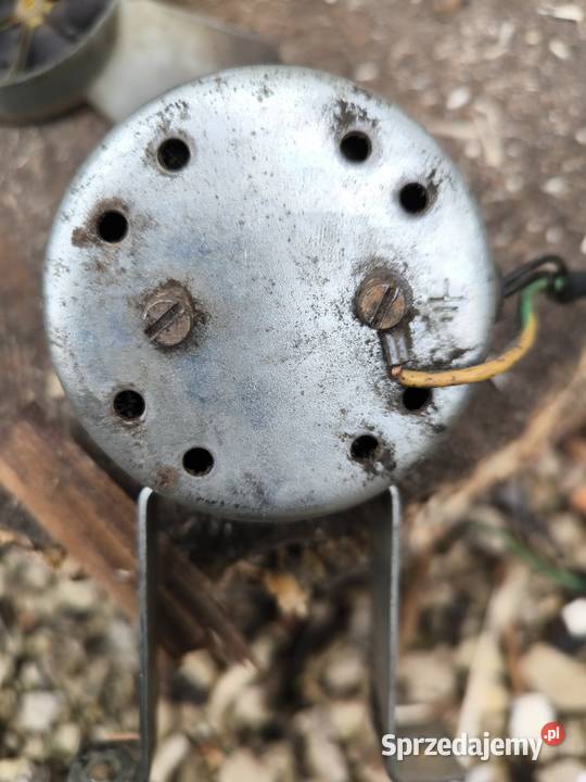 Silnik elektryczny z dawnych lat z wiatrakiem sprzedam