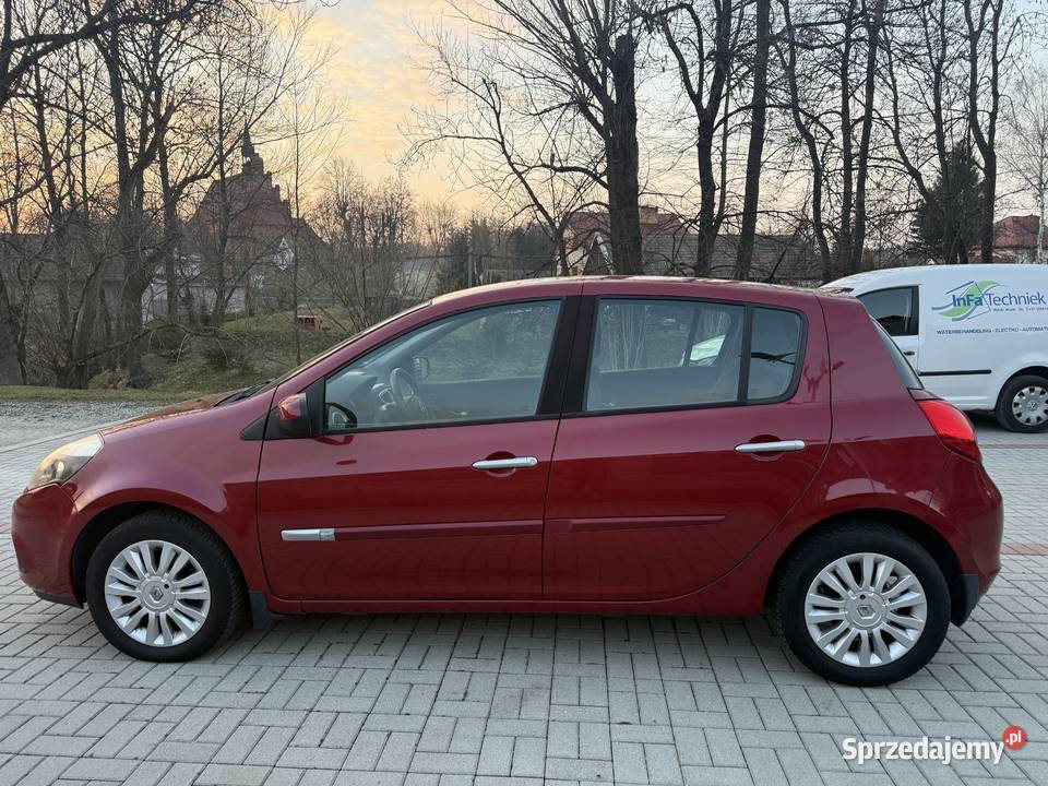 REANULT CLIO 12 75 BENZYNA STAN Łękawica