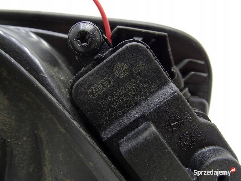 KLAPKA WLEWU PALIWA KOREK SIŁOWNIK AUDI A3 8V