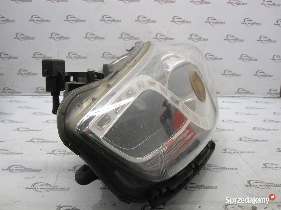 HYUNDAI i40 12r lampa lewa przód 921013Z090