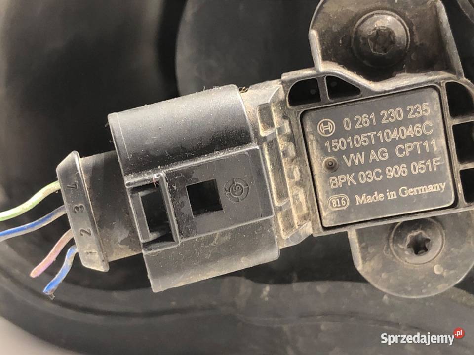 KOLEKTOR SSĄCY SKODA RAPID 03E129711F 12 75