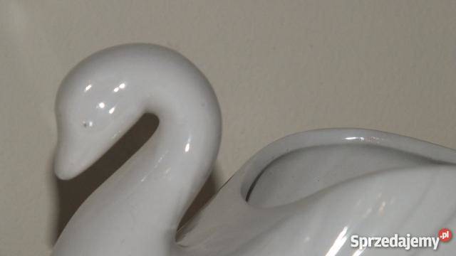 Urocze porcelanowe naczynie w kształcie łabędzia sprzedam