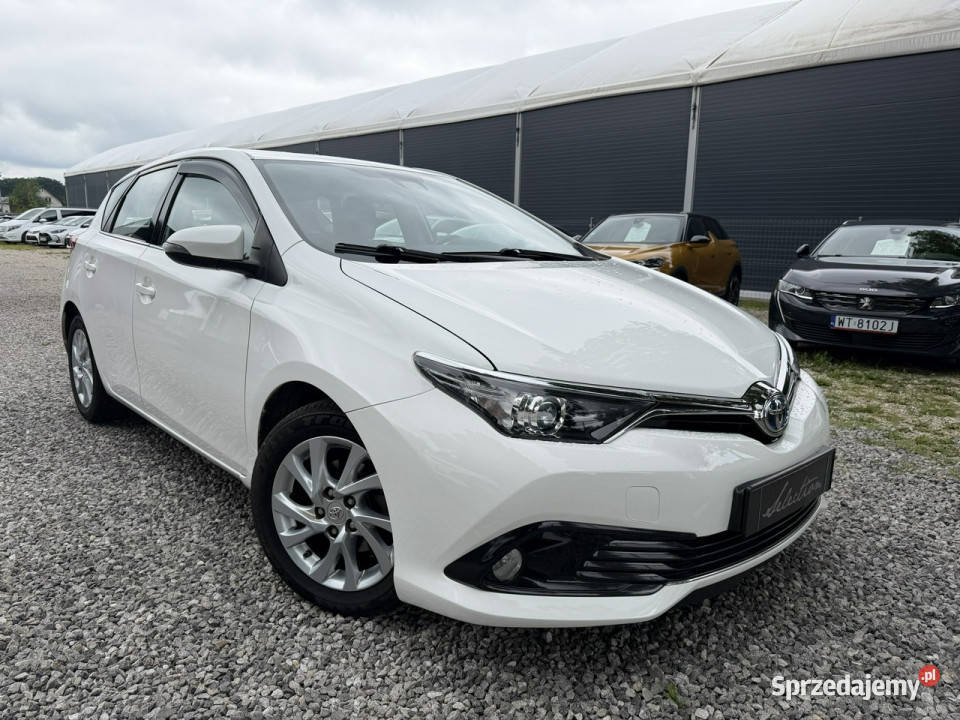Toyota Auris 18 HSD 136 Serwisowany Kamera Ładny Auris Otwock Mały
