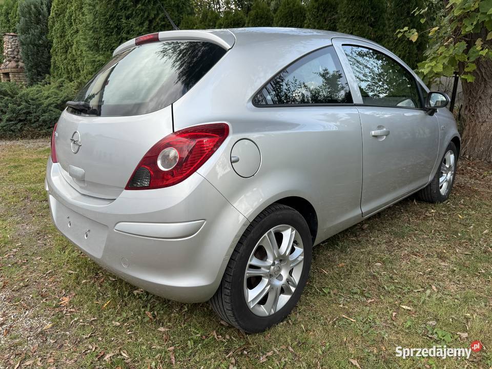 Opel Corsa Niski Przebieg Hatchback