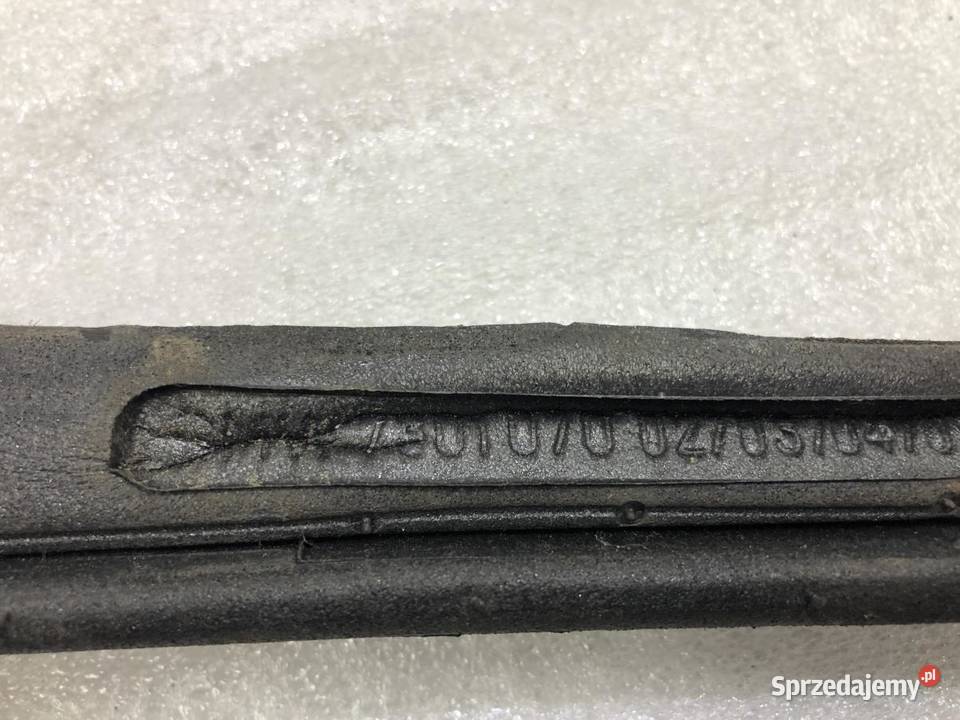 USZCZELKA ŚCIANY BOCZNEJ PRAWA BMW F31 7301070 osobowe Elementy wygłuszające