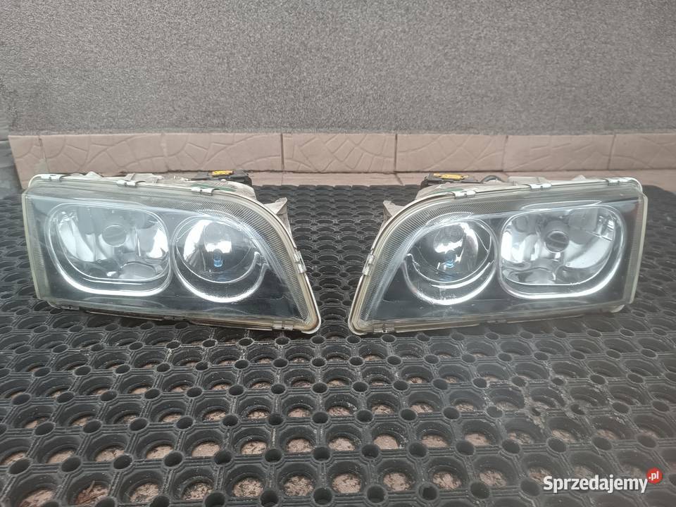 Volvo V40 s40 reflektory lampy Xenon Europa Częstochowa