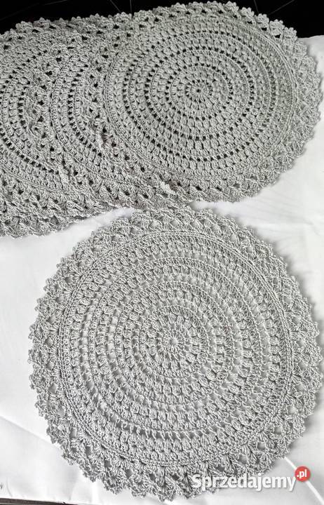 Serwetki pid talerze Drzewica