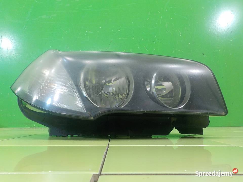 BMW X3 E83 20 D LIFT 07r 5D lampa prawa przod osobowe