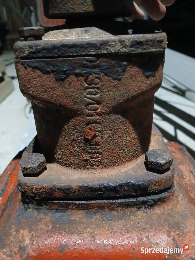 Przekładnia kątowa rozrzutnik przyczepa Części i osprzęt rolniczy Wojsławice sprzedam