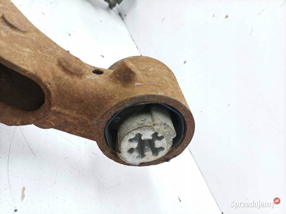 WAHACZ LEWY TYŁ ZWROTNICA Peugeot Expert III