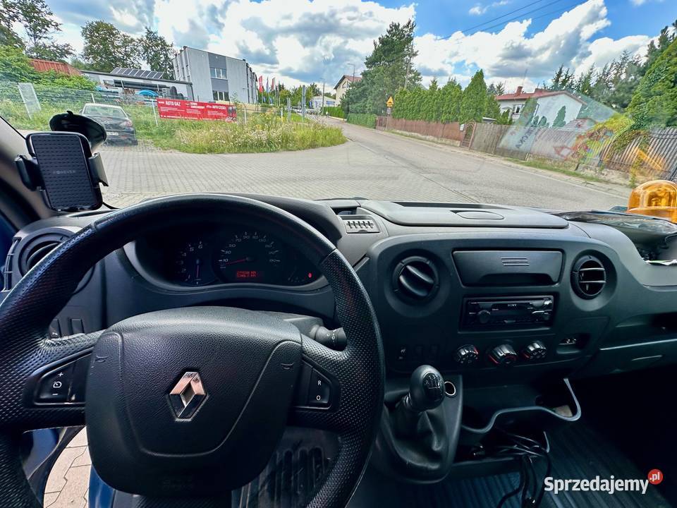Renault Master L3H2 z rampą i hydrauliką Kraków sprzedam