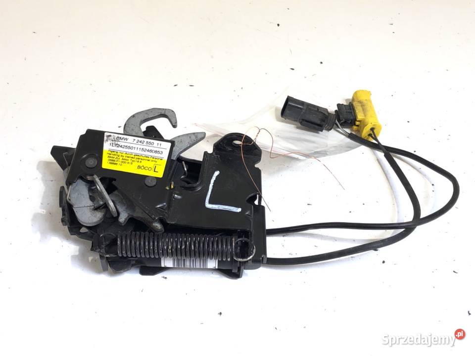 ZAMEK MASKI LEWY BMW F45 Minivan 7242550