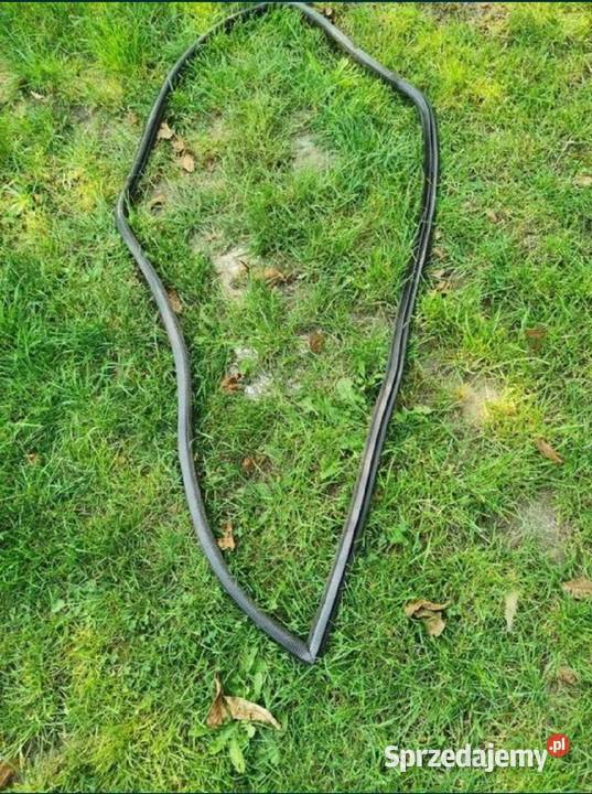 Uszczelka drzwi prawy przód BMW E30 sedan kombi