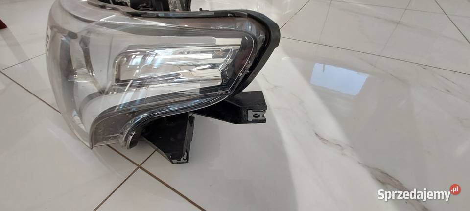 Mitsubishi Outlander 20122013 2015 lampa prawa dolnośląskie