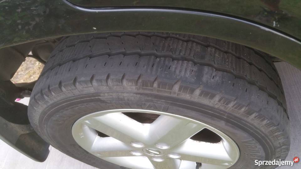 Nissan xTrail 4x4 22 dCi 136 r 2005 Samochód ESP Kraków sprzedam