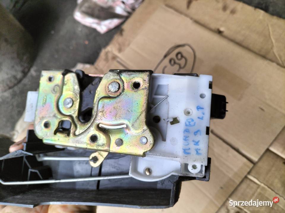 MONDEO MK3 ZAMEK RĄCZKA DRZWI LEWY PRZÓD