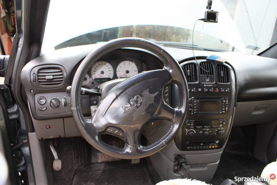 Sprzedam samochód 7osobowy Dodge 2005 benzyna+LPG