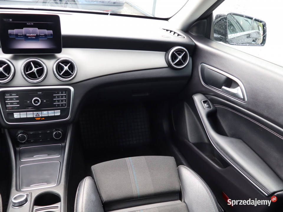 Mercedes CLA 200 łopatki zmiany biegów śląskie