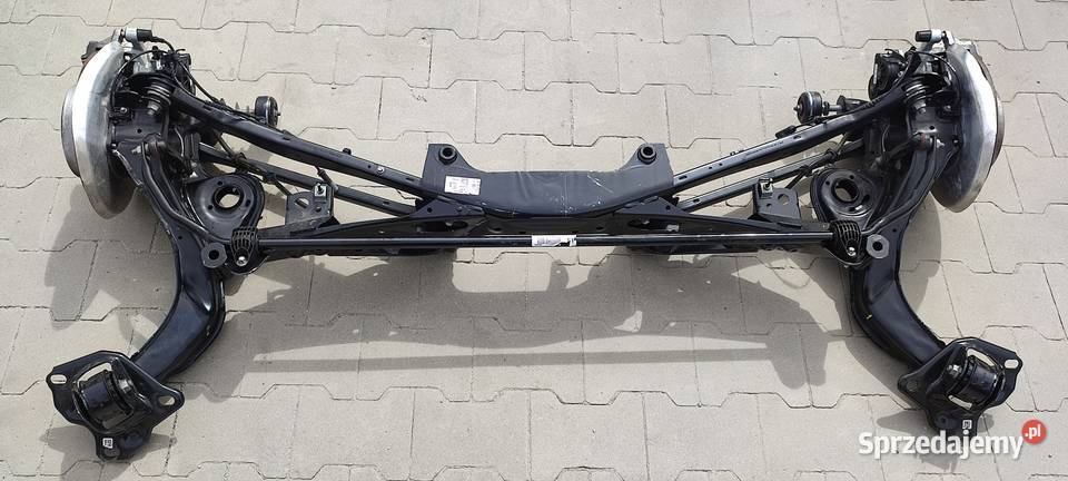 BMW F44 218I BELKA ZAWIESZENIE TYŁ 6851560