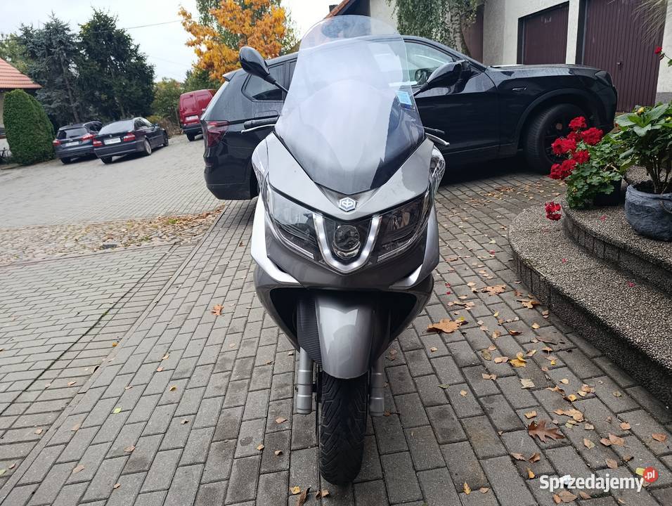 Piaggio X10 125 Transport Skuter Wyrzysk