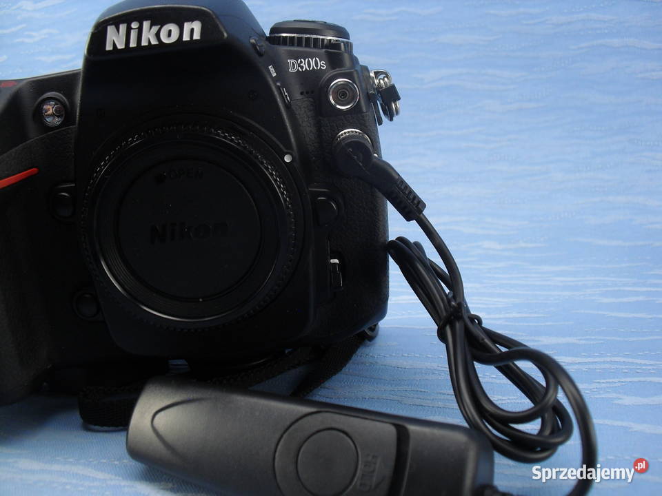 NIKON D300s 9000 ZDJĘĆ OSPRZĘT dolnośląskie Bielawa