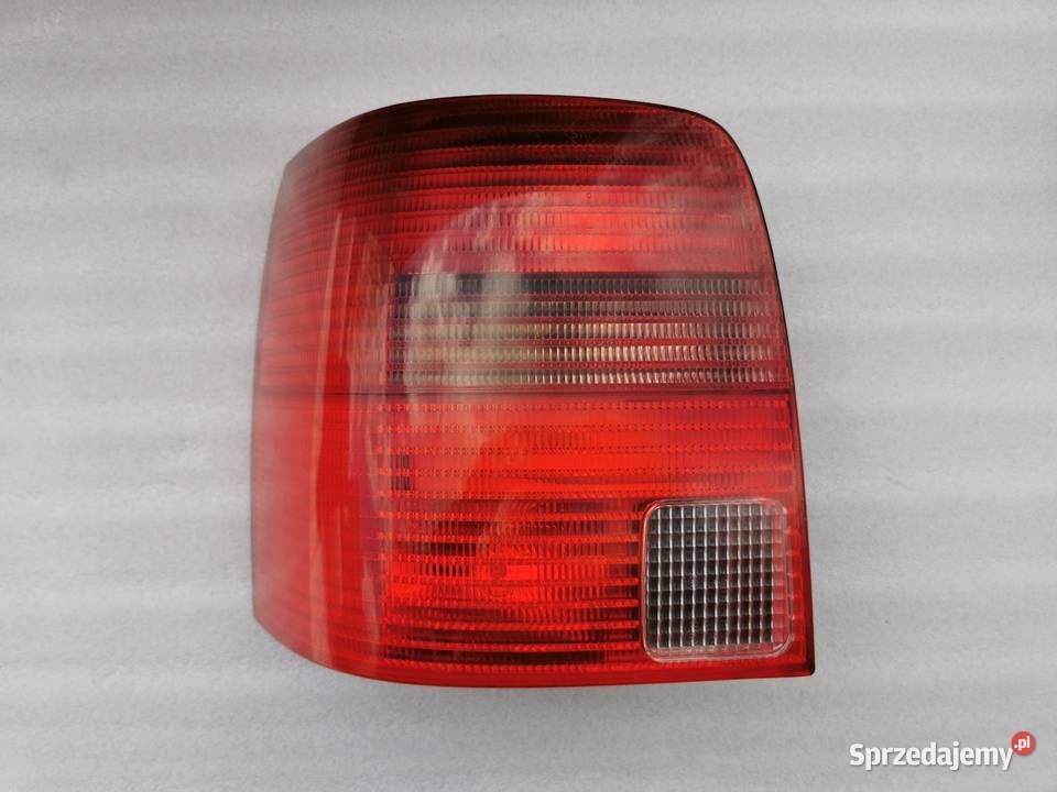 Lampa Lewy Tył Tylna Lewy VW Passat B5 Kombi Wyszków