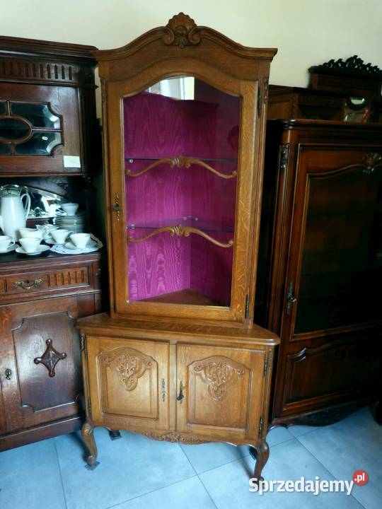 Piękna narożna witryna ludwikowska sklep Dąbrowa śląskie Dąbrowa Górnicza