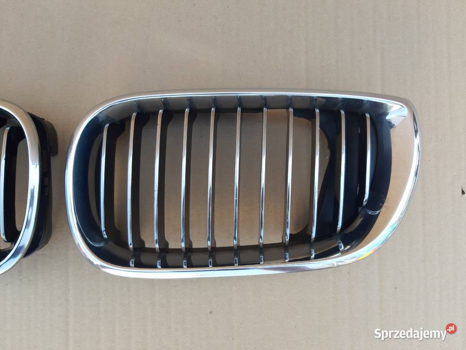 BMW E46 LIFT GRILL NERKI ATRAPA CHROM 70305490 listwy na zderzak Trzciel