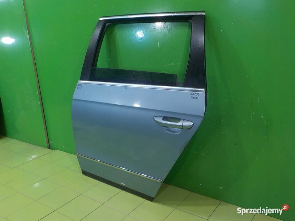 VW PASSAT B6 19 TDI 08r KOMBI drzwi lewe tyl