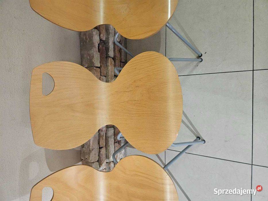 Krzesła bukowe sztaplowane 19 sztuk idealne do Góra