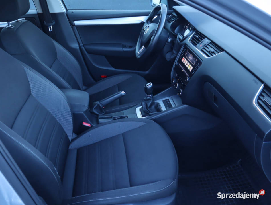 Skoda Octavia 20 TDI nawigacja Łódź