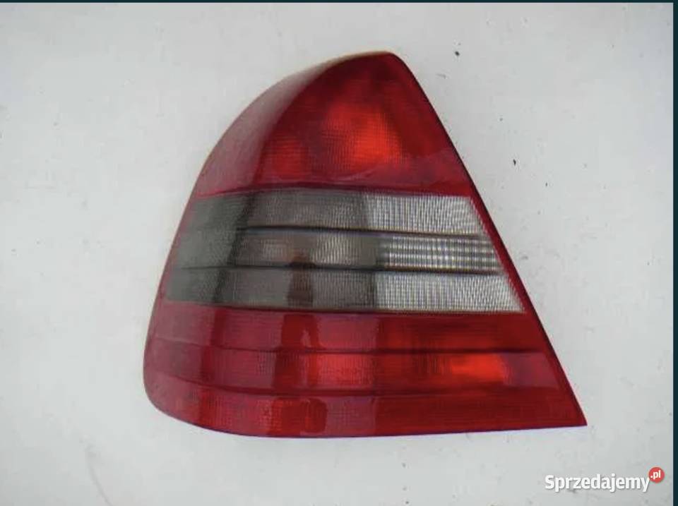 Lampa tył lewa Mercedes C180 osobowe wielkopolskie Ostrów Wielkopolski