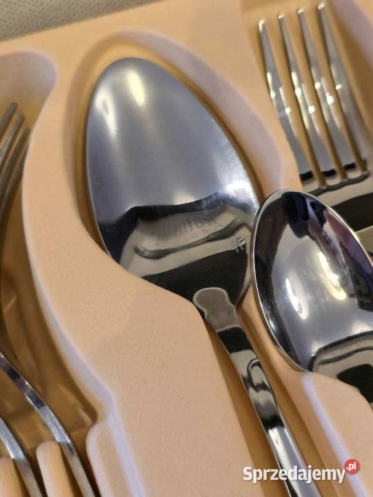 299 Walizka czarna sztućce Hoffner 72 elementy Sztućce