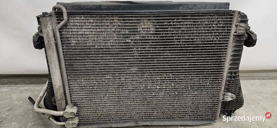 Komplet chłodnic z wentylatorami VW Passat B6 osobowe Chłodnice powietrza (intercoolery) Bielsko-Biała